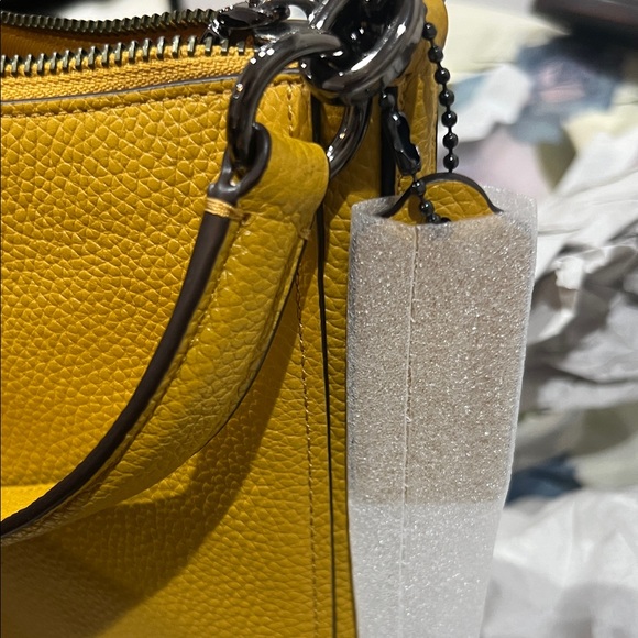 Coach Chelsea NWT Leather Shoulder Bag - Picture 10 of 12